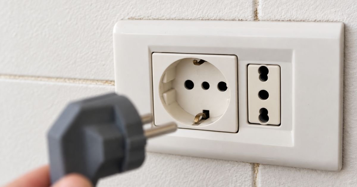 prise electrique italie adaptateur